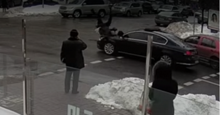 Свежие новости: Повідомили про стан пенсіонера, якого збив кортеж Порошенка