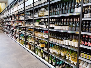 Свежие новости: Всім магазинам заборонено продавати алкоголь