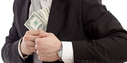 Свежие новости: Житель Первомайска перевел мошенникам 12 тысяч гривен за «трудоустройство» в Дании