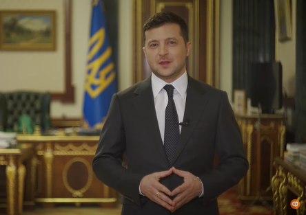 Фото новости: ВИДЕО: В Украине первый человек выздоровел от коронавируса - Зеленский Свежие новости: ВИДЕО: В Украине первый человек выздоровел от коронавируса - Зеленский
