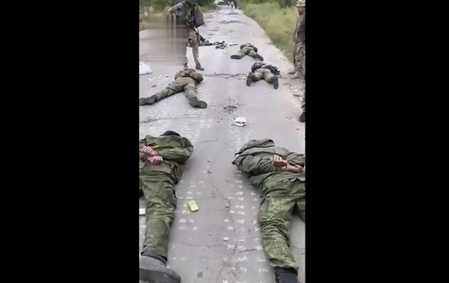 Свежие новости: ЗСУ показали взяття в полон військових РФ та трофейний склад БК