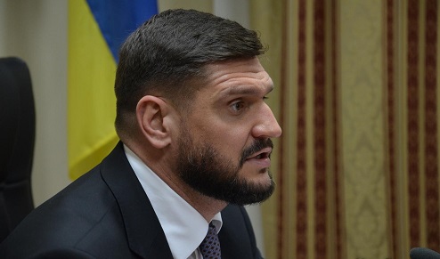 Свежие новости: Губернатор Савченко отчитал своих подчиненных, потому что журналисты выполняют их работу, информируя о проблемах в аэропорту