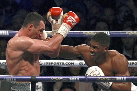 Свежие новости: ВИДЕО: Бой с участием Владимира Кличко признан поединком десятилетия