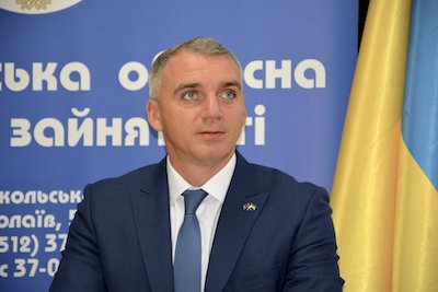 Свежие новости: Сенкевич о николаевцах, выбрасывающих бытовой мусор на кучах опавшей листвы