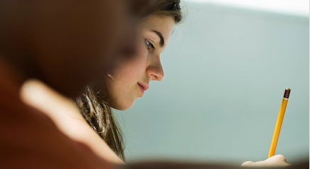 Свежие новости: На директора школы оформили протокол из-за травли учеников за одежду