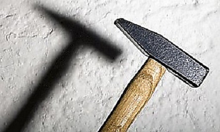 Свежие новости: «Услышала голоса в голове»: на Ивано-Франковщине мать забила до смерти молотком 6-летнюю дочь