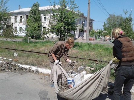 Свежие новости: В Николаеве общественные работники очистили от мусора зеленые зоны