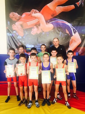 Свежие новости: Вознесенськ. Відбувся чемпіонат області з греко-римської боротьби