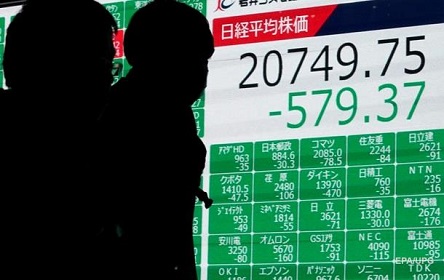 Свежие новости: В Токио торги открылись обвалом из-за коронавируса