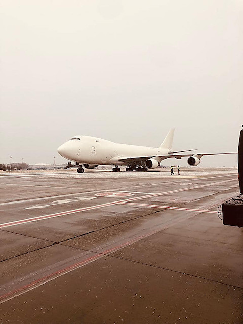 Свежие новости: В Украину прибыл восьмой самолет с вооружением от США