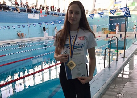 Свежие новости: Южноукраїнка Поліна Зубрич виграла дві дистанції на зимовому Чемпіонаті України з плавання