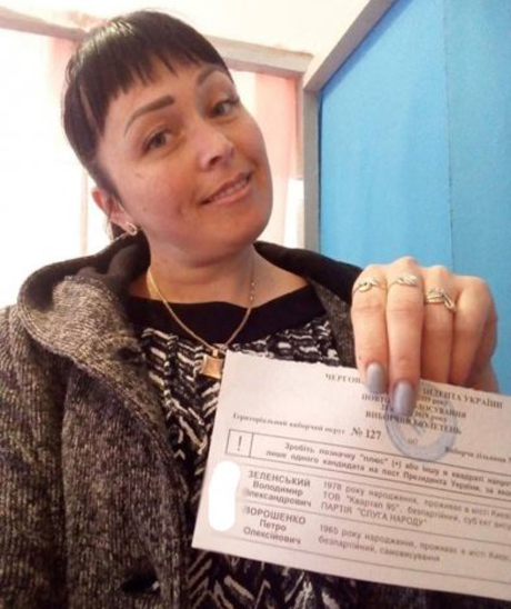 Свежие новости: В Николаевской области в соцсетях появляются селфи с бюллетенями