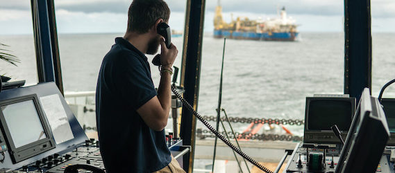 Свежие новости: Украинские моряки смогут летать на ротацию через Киев и Львов