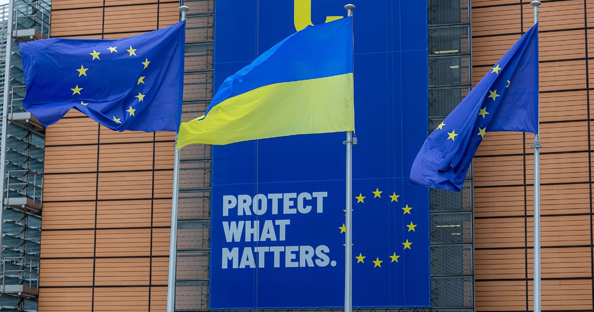 Фото новини: ЄС перерахував Україні 2,86 млрд євро: що на них куплять Свіжі новини: ЄС перерахував Україні 2,86 млрд євро: що на них куплять