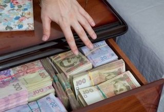 Свежие новости: У Миколаєві брата з сестрою підозрюють у привласненні мільйона гривень благодійних коштів з Румунії