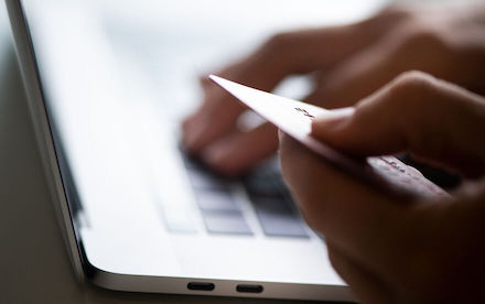 Свежие новости: В Одессе интернет-мошеннику вернет деньги своим жертвам