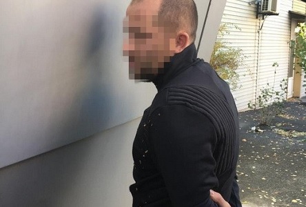 Свежие новости: СБУ виявили в себе “кротів”, які прослуховували абонентів за 9 тисяч доларів