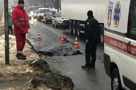 Свежие новости: В Киеве в ДТП женщине оторвало ногу