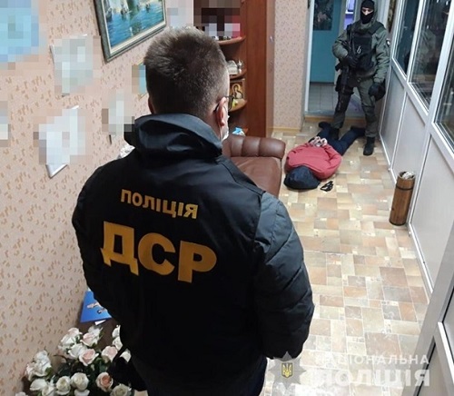 Свежие новости: В Киеве нотариуса задержали на миллионной взятке