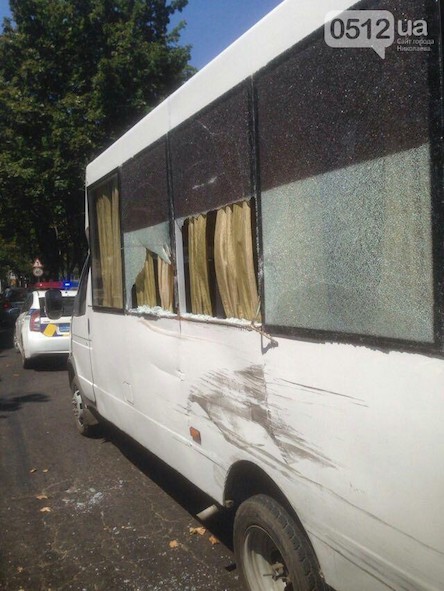 Свежие новости: В Николаеве КАМАЗ зацепил 