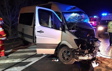 Свежие новости: ФОТО: В Словакии столкнулись два автобуса, погибли двое украинцев