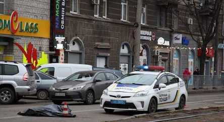 Фото новости: Жуткое ДТП в Днепре: погибла женщина Свежие новости: Жуткое ДТП в Днепре: погибла женщина