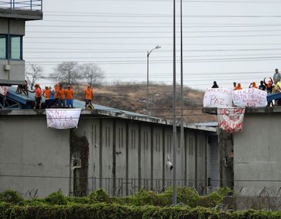 Свежие новости: В Эквадоре произошла массовая бойня в тюрьме: десятки погибших