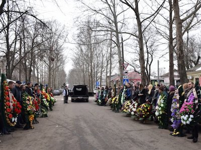 Свежие новости: В Николаеве похоронили Леонова, умершего в СИЗО