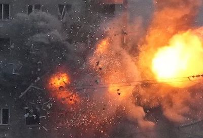 Свежие новости: Оккупанты выстрелили по школе в Николаевской области