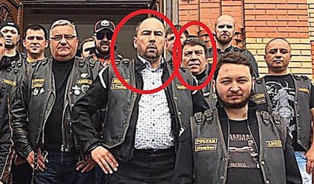 Свежие новости: В материалах по делу Романчука сказано, что беглый соратник Соколова лично просил потерпевшего передать деньги чиновнику