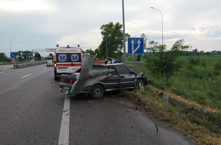 Свежие новости: Жуткоое ДТП под Киевом: погибли мать и дочь