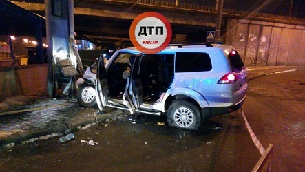 Свежие новости: В Киеве автомобиль 