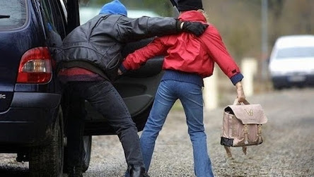 Свежие новости: В Николаеве парень пришел на помощь школьнице, которой незнакомый мужчина предлагал сесть к нему в автомобиль