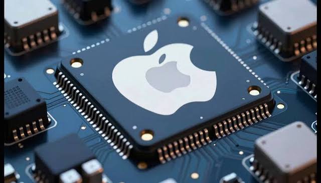 Свежие новости: У Трампа звернулися до Apple із закликом не купувати мікросхеми у Китаю