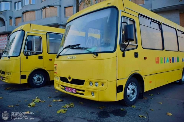 Свежие новости: Ще дві громади Миколаївщини отримали шкільні автобуси