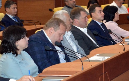 Свежие новости: Замгубернатора уснул во время представления нового начальника