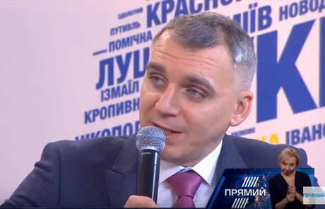 Свежие новости: Сенкевич отправился на форум к Президенту, чтобы расхвалить правление Порошенко