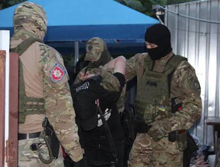 Фото новости: Задержаны 27 участников криминальной  Свежие новости: Задержаны 27 участников криминальной