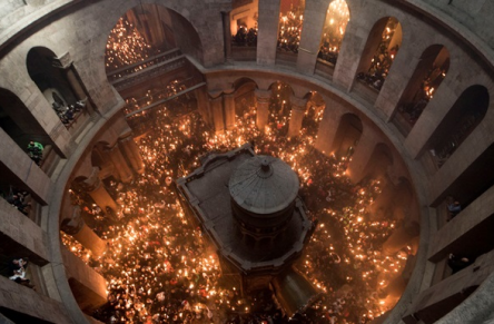 Свежие новости: На схождение Благодатного огня паломников не допустят