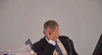 Свежие новости: ВИДЕО: Сенкевич боится, что его будут преследовать