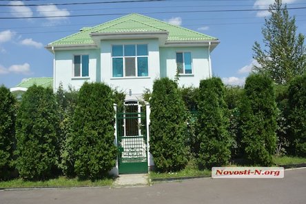 Свежие новости: Ночью в Николаеве обокрали дом депутата горсовета, а его охранник крепко спал