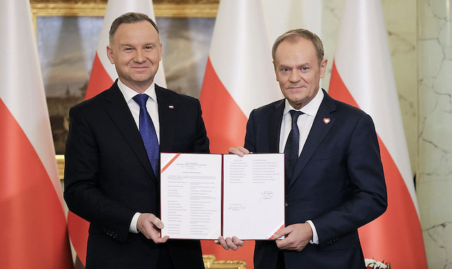 Свежие новости: Туск прийняв присягу і офіційно став прем’єром Польщі