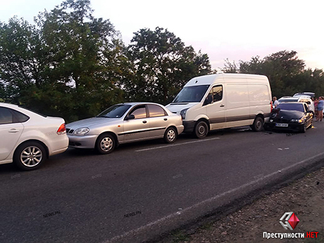 Свежие новости: На одесской трасе произошло два ДТП с участием восьми автомобилей