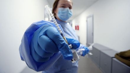 Свежие новости: В Украине за сутки сделали рекордное число вакцинаций от коронавируса