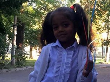 Свежие новости: В киевской школе первоклассницу ударило током после прикосновения к столу