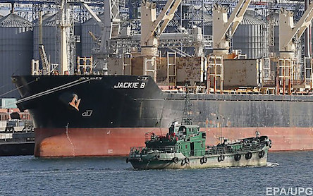 Свежие новости: Под Ялтой в шторме перевернулся сухогруз с 9 моряками