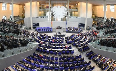 Свежие новости: У Меркель заговорили о снятии санкций с Путина после большого обмена