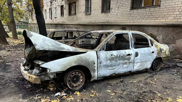 Фото новини: На Миколаївщині FPV-дрон атакував цивільне авто Свіжі новини: На Миколаївщині FPV-дрон атакував цивільне авто