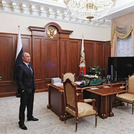 Свіжі новини: У кремлі підтримали заклик Трампа змінити Зеленського: що заявили в оточенні путіна