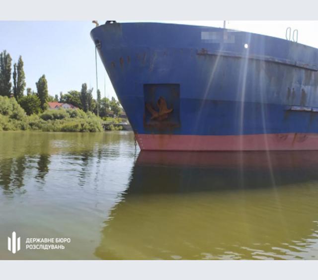 Свежие новости: Через Одесскую таможню контрабандой ввозили российское топливо